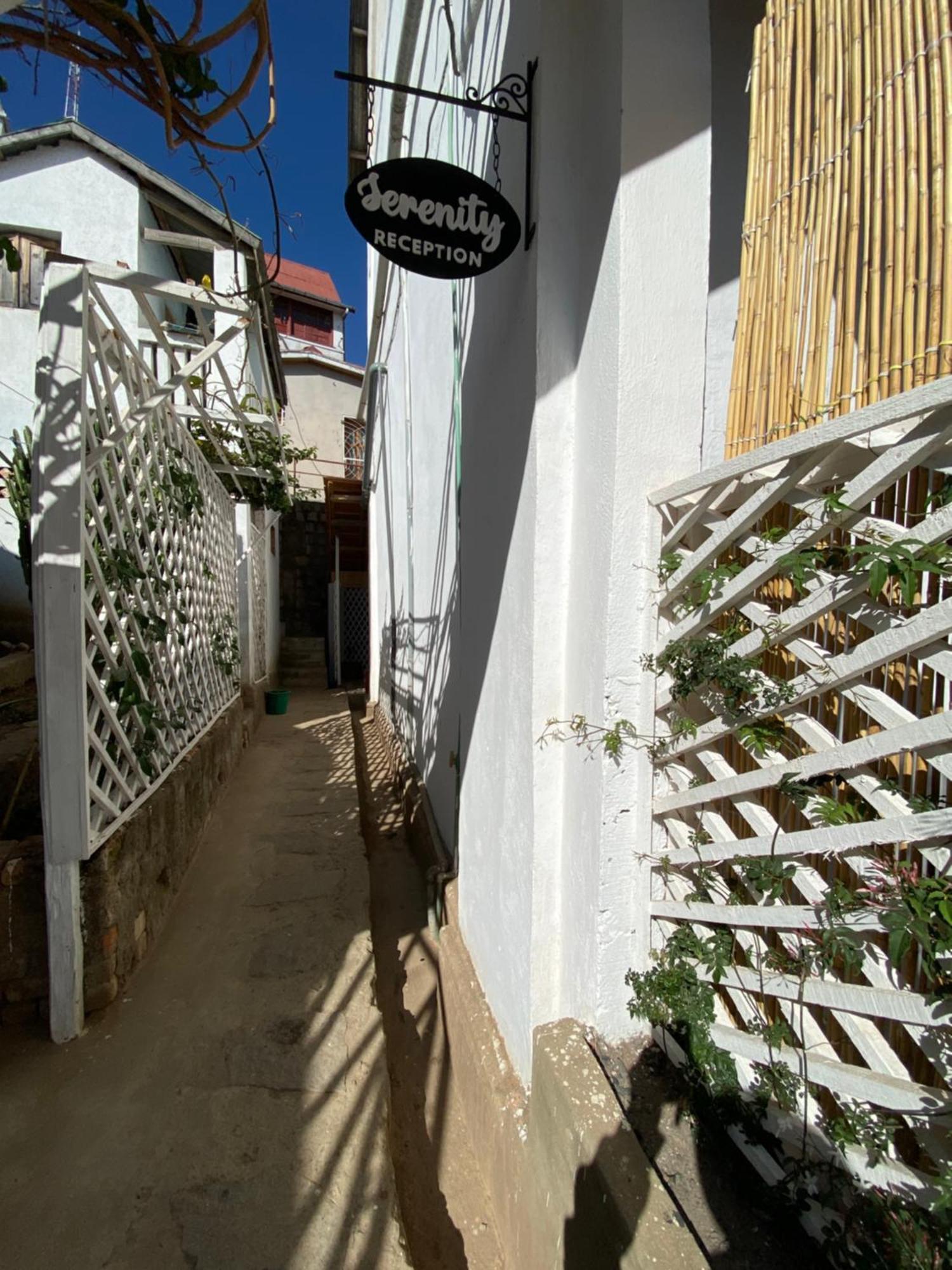 M'Serenity Guest House Antananarivo Luaran gambar