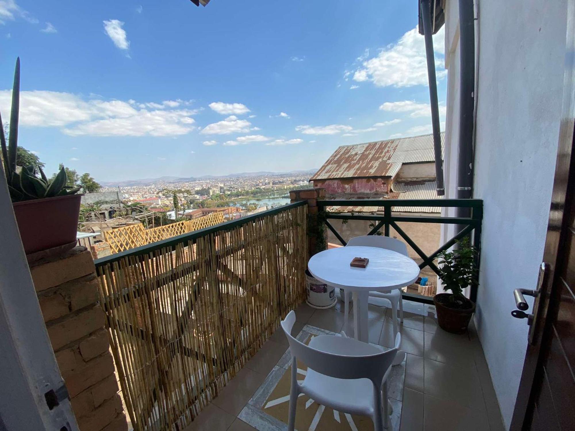 M'Serenity Guest House Antananarivo Luaran gambar