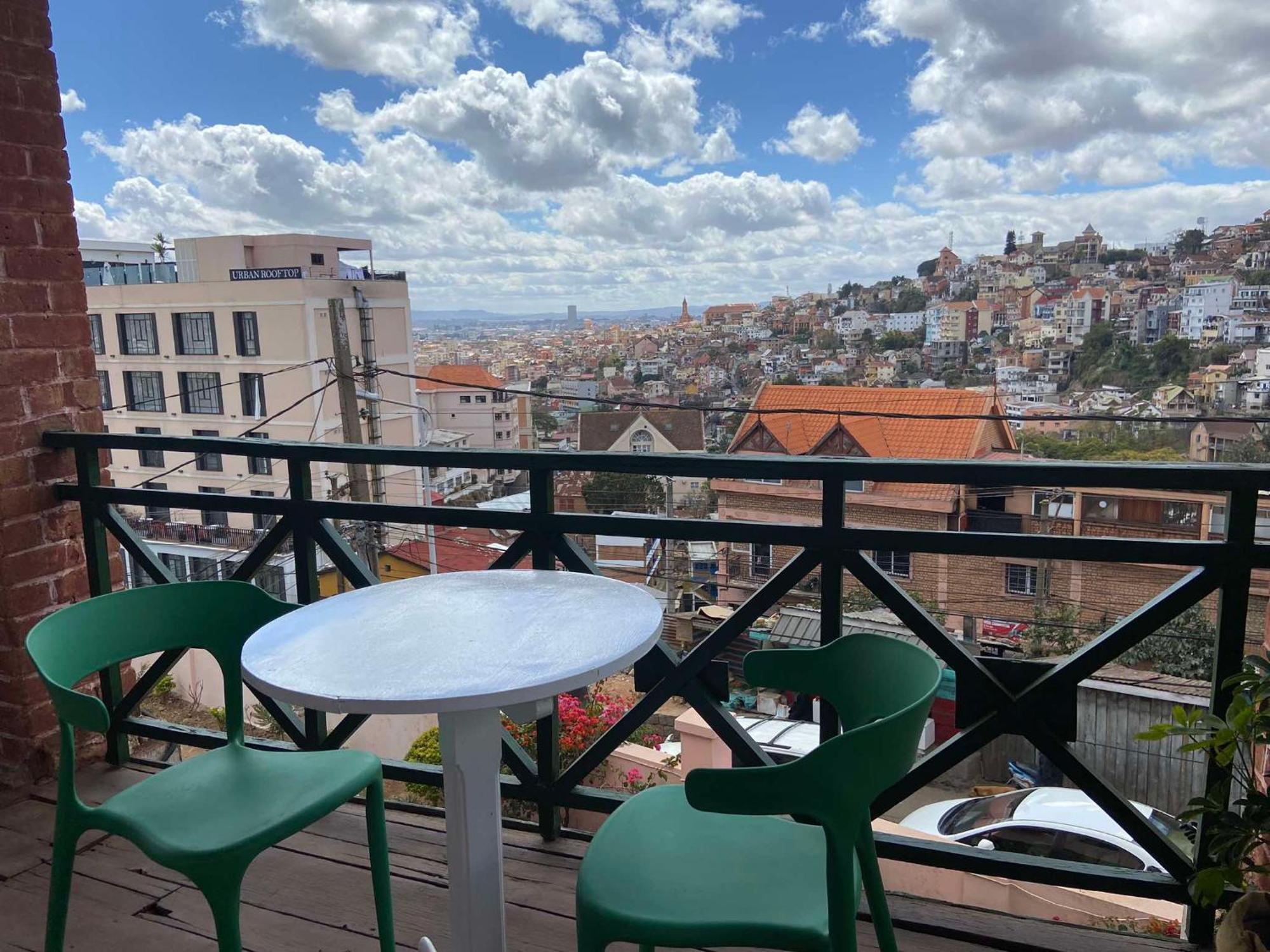 M'Serenity Guest House Antananarivo Luaran gambar